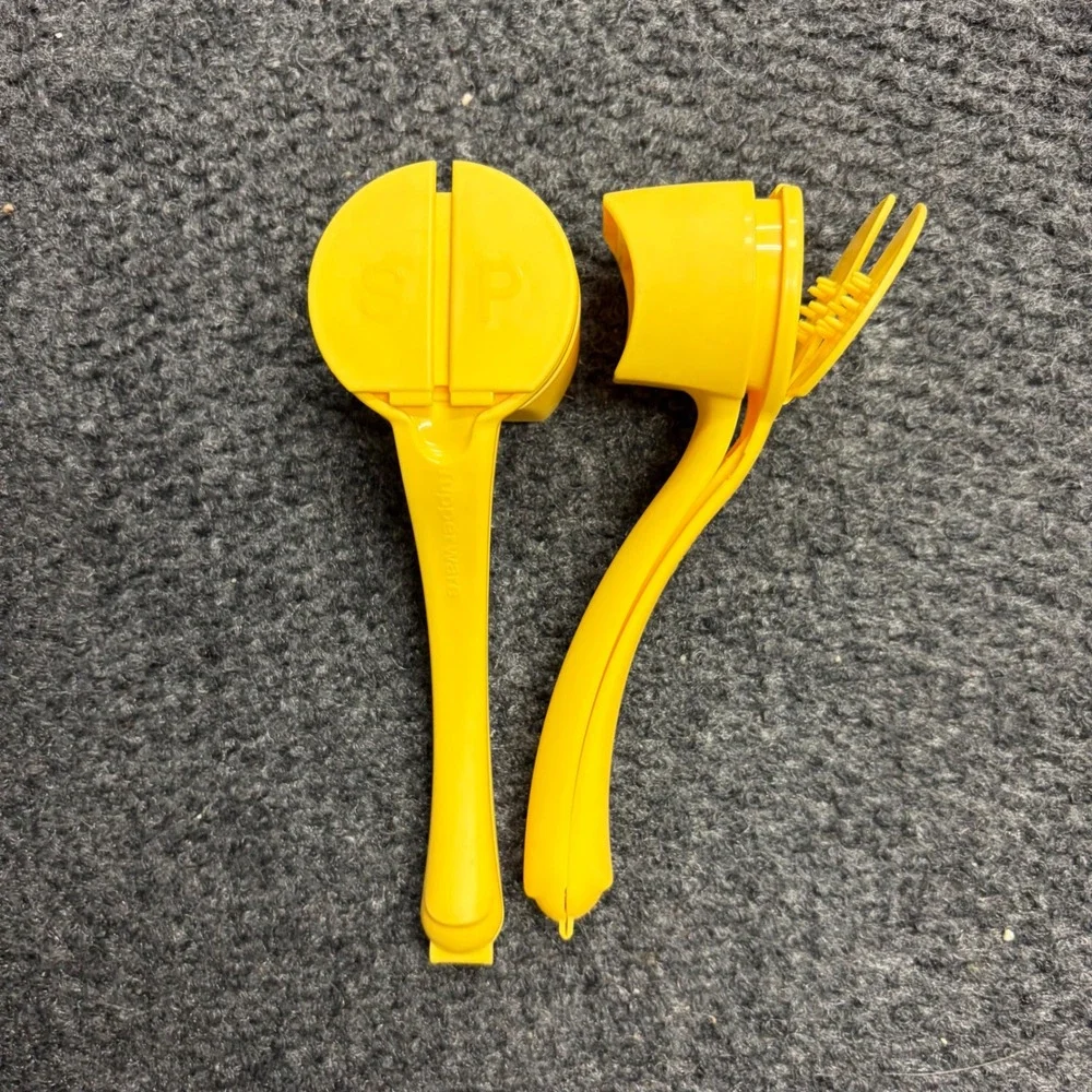 Tupperware Vintage Yellow Picnic Salt Pepper Shaker Fork Spoon Utensil Set 2pc